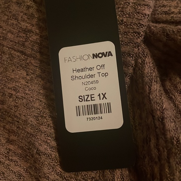 Brown off the shoulder top. Cropped. - Picture 3 of 3